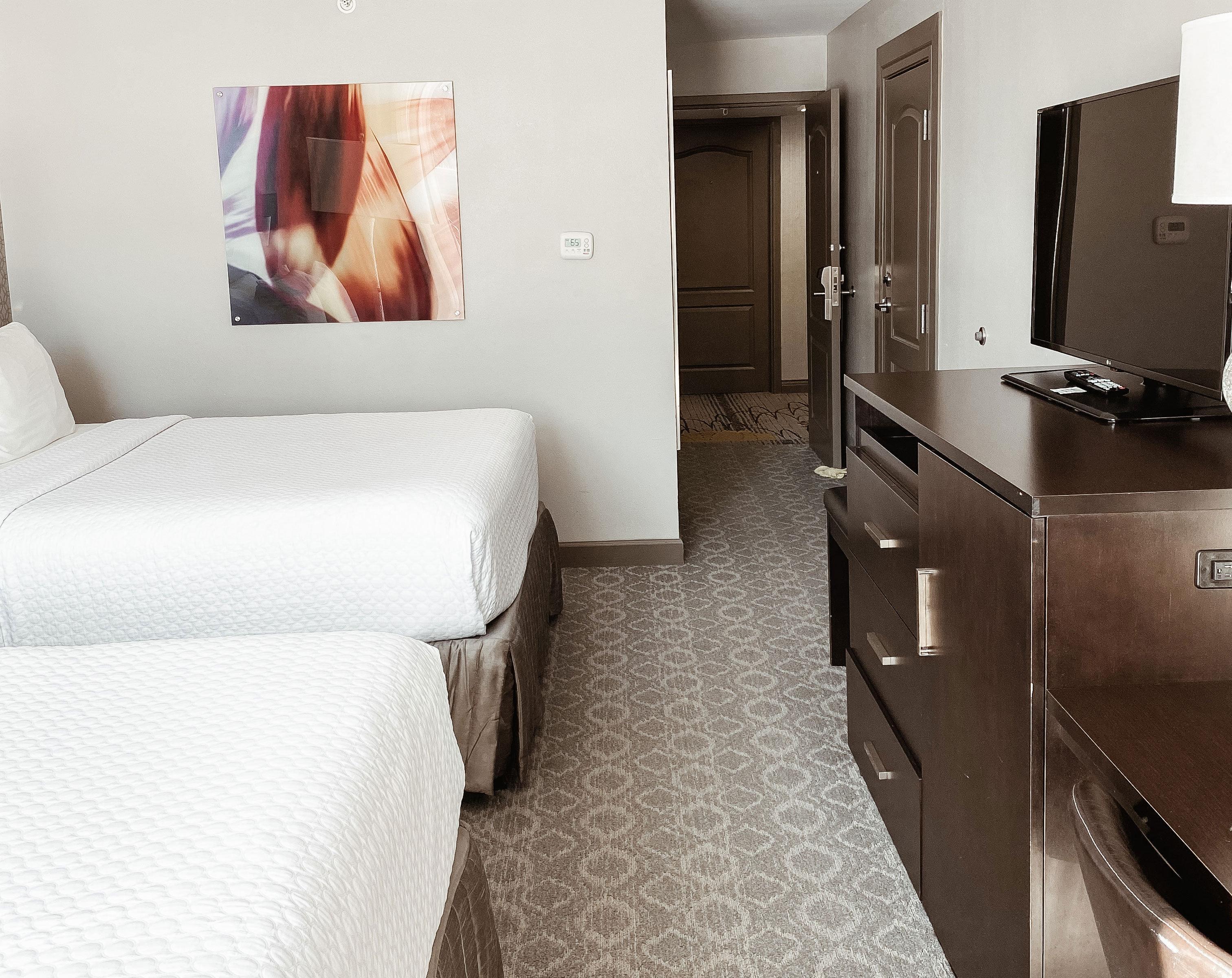 Crowne Plaza Chicago Sw - Burr Ridge By Ihg Hotel Exterior photo