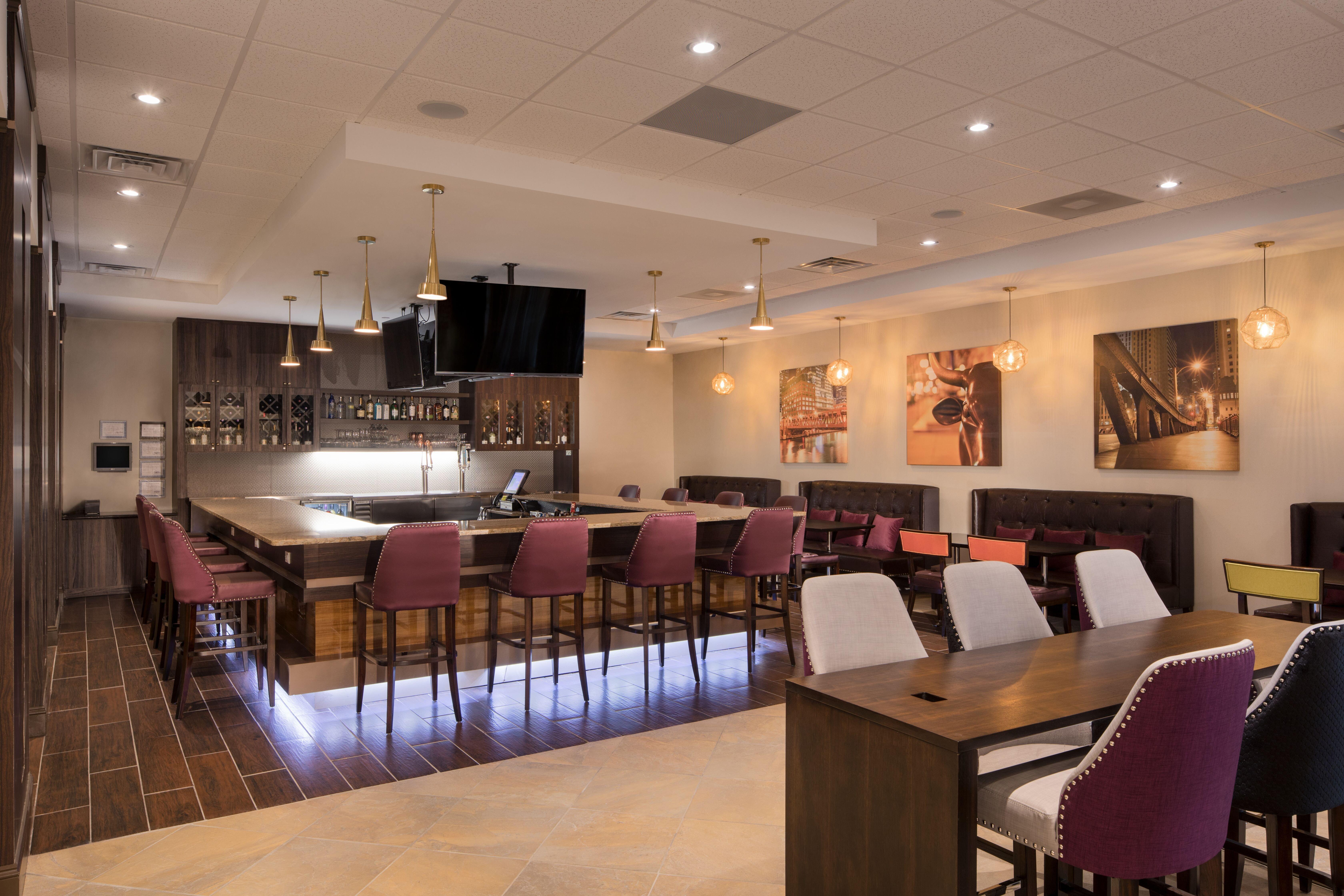Crowne Plaza Chicago Sw - Burr Ridge By Ihg Hotel Exterior photo